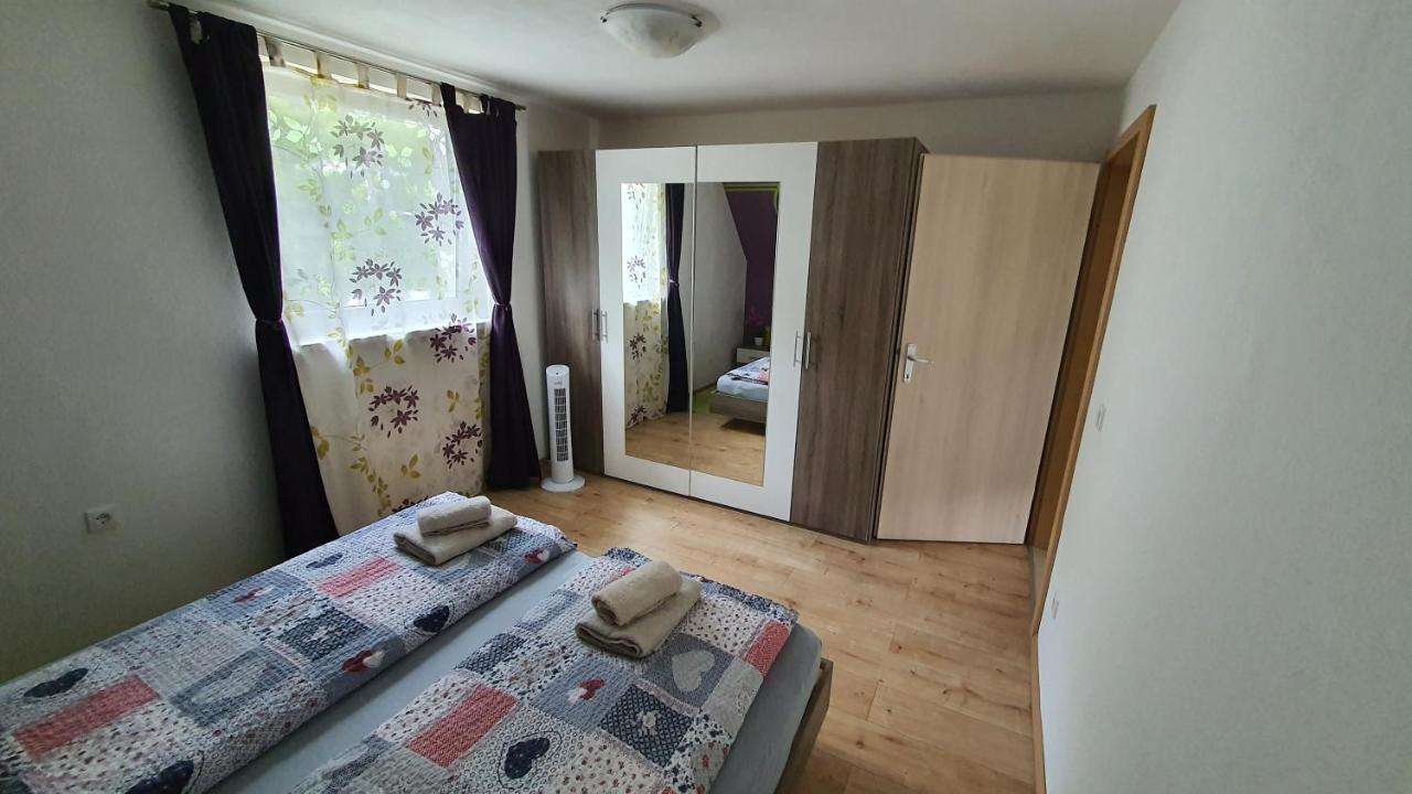 Apartment Tijana Nomenj ภายนอก รูปภาพ
